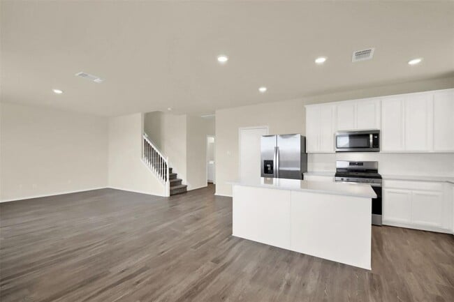 Building Photo - 244 Bayberry Cir