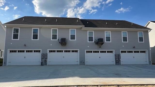 Building Photo - 1915 Cypress Ln