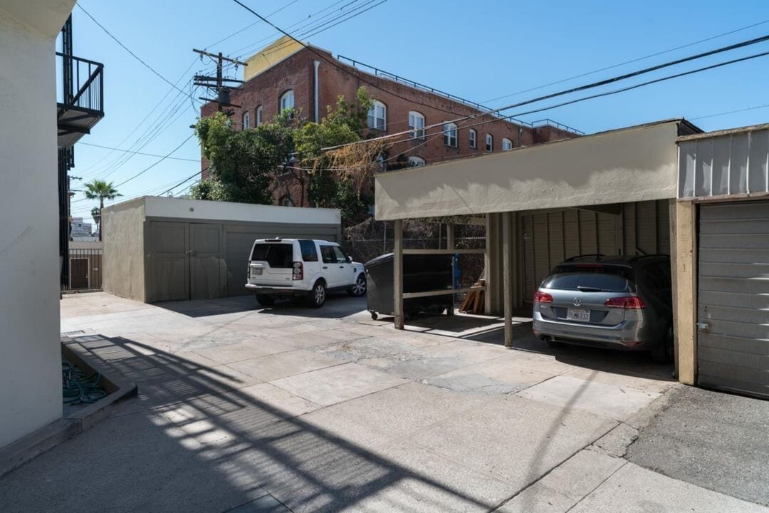 Building Photo - 241 S New Hampshire Ave