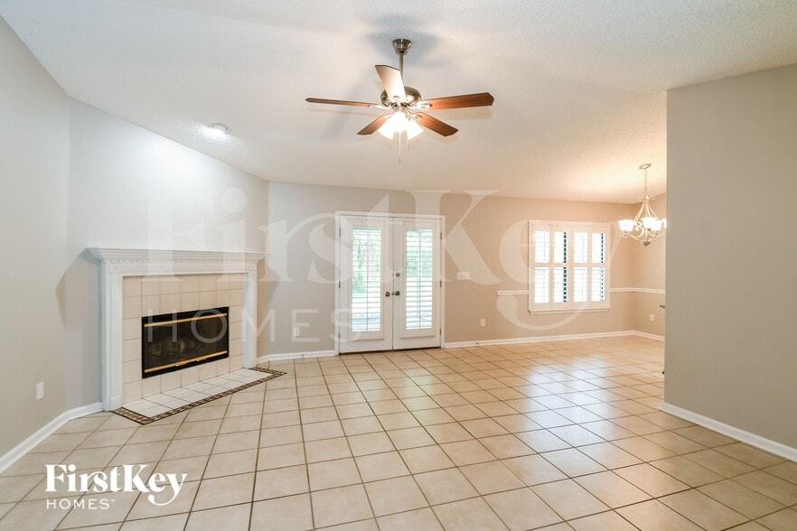 Building Photo - 1332 Lamboll Ave