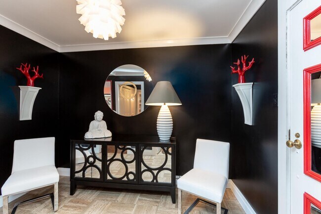 Building Photo - 2700 Virginia Ave NW