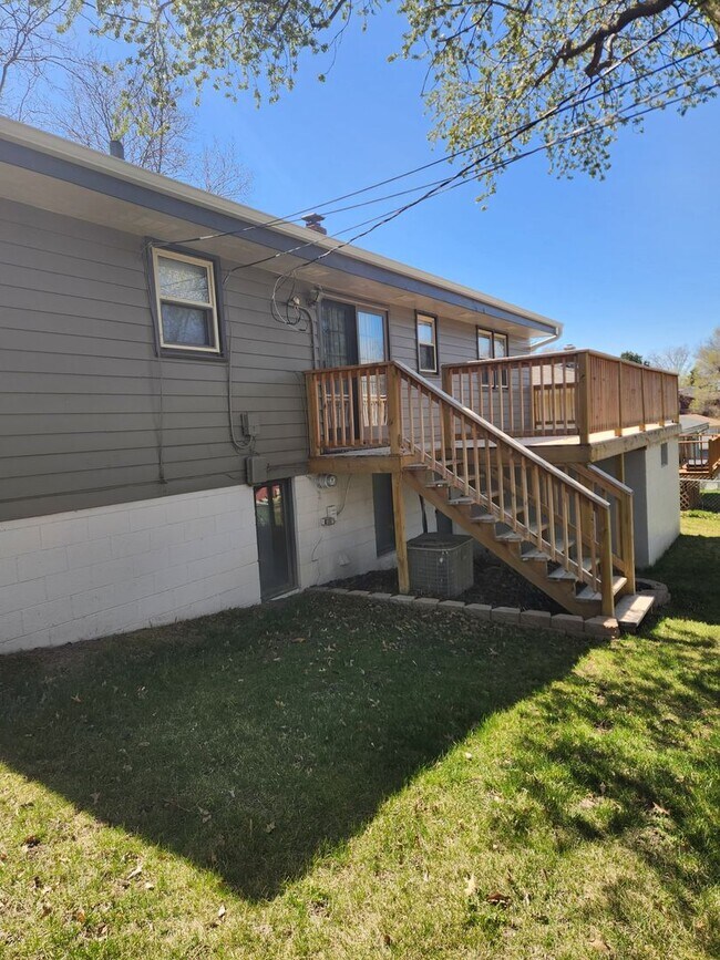 Building Photo - District 66 single Family house