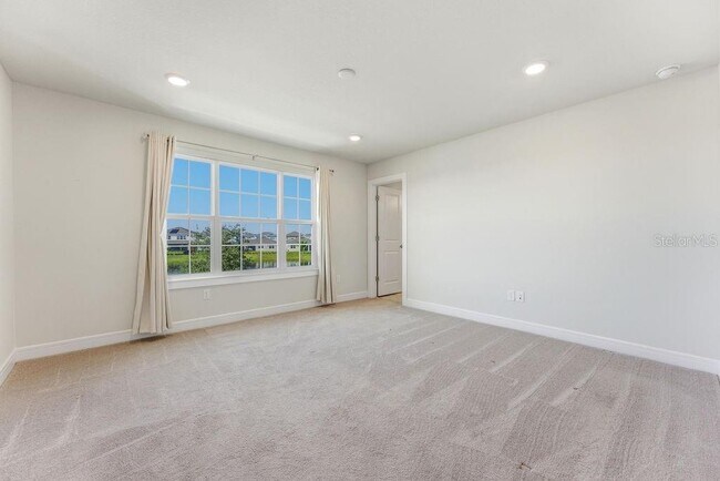 Building Photo - 14037 Kauai Dr