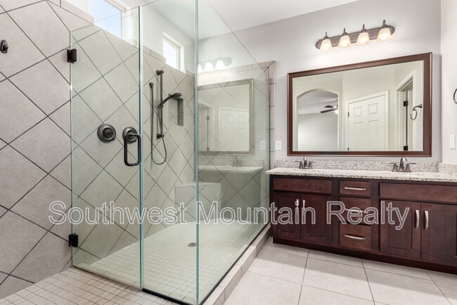 Building Photo - 41540 N Jacaranda Ct