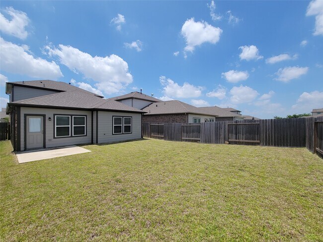 Building Photo - 23330 Kinsfolk Dr