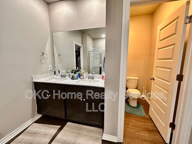 Building Photo - 10341 NW 26th St