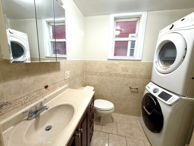 Building Photo - 317 Avenue A