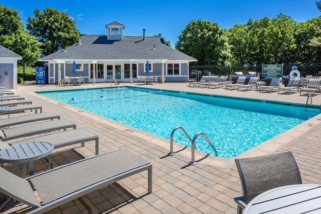 Building Photo - 145 Essex Ave