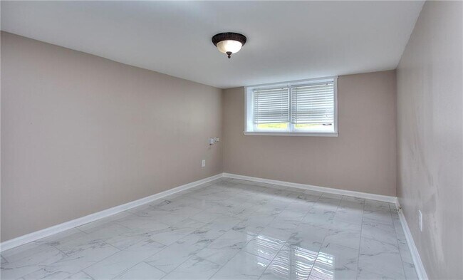 Building Photo - 2067 Brockett Rd