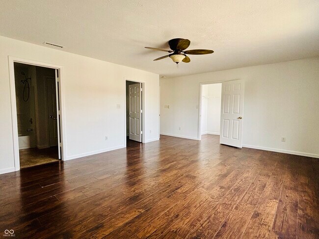 Building Photo - 12655 Braddock Ln