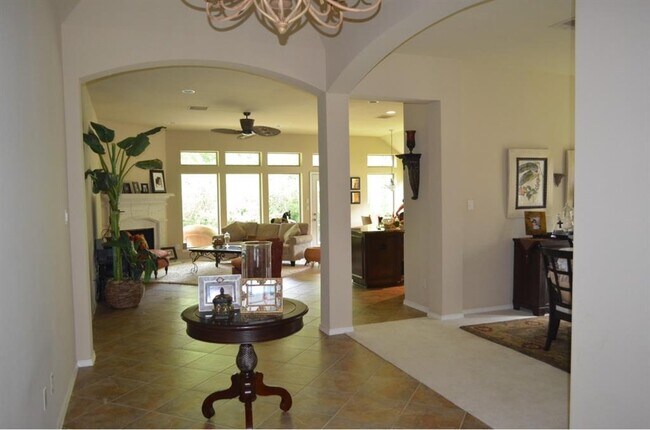 Building Photo - 1319 Eden Meadows Dr