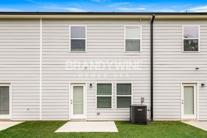 Building Photo - 205 Crestview Wy