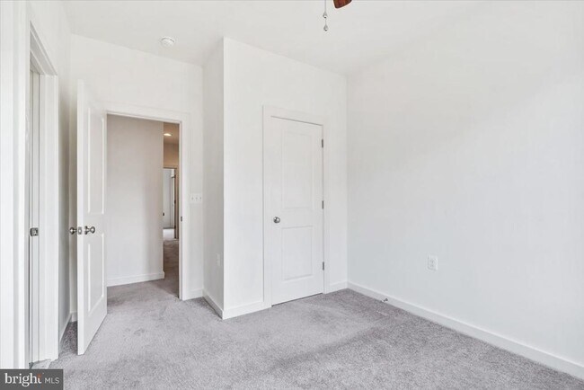 Building Photo - 1502 Trafalgar Ln