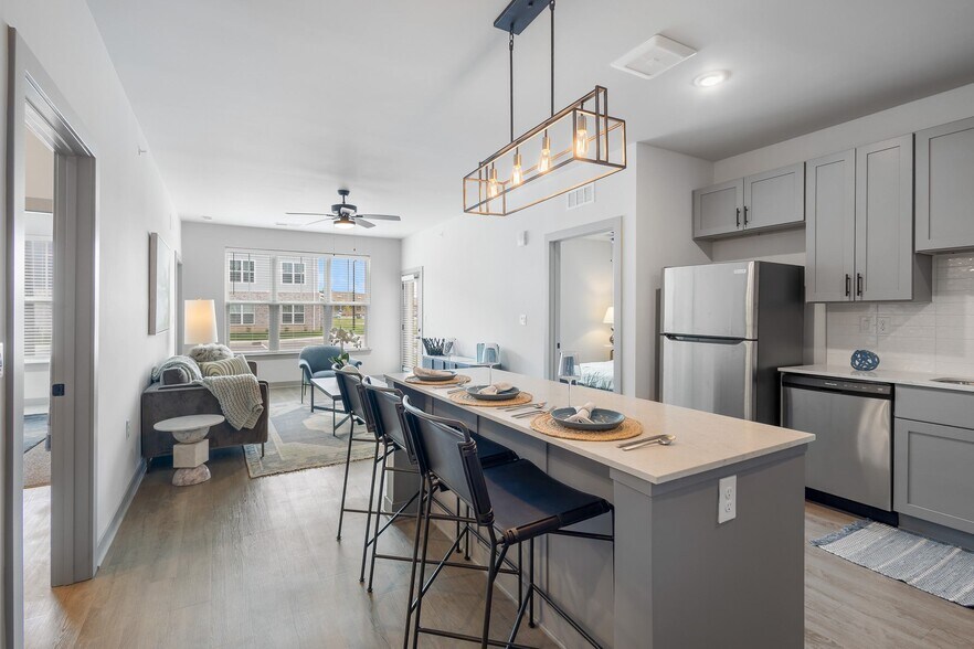 Building Photo - The Warren Apartments