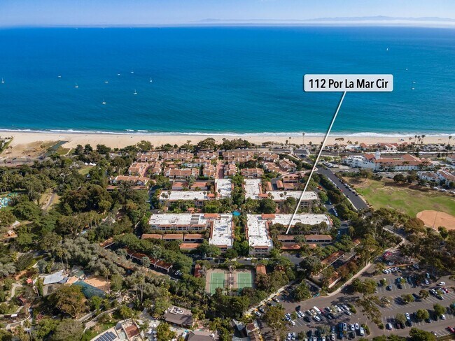 Building Photo - Total Quality Living! El Escorial... EAST BEACH!