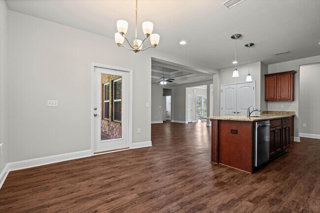 Building Photo - 31399 Spoonbill Rd