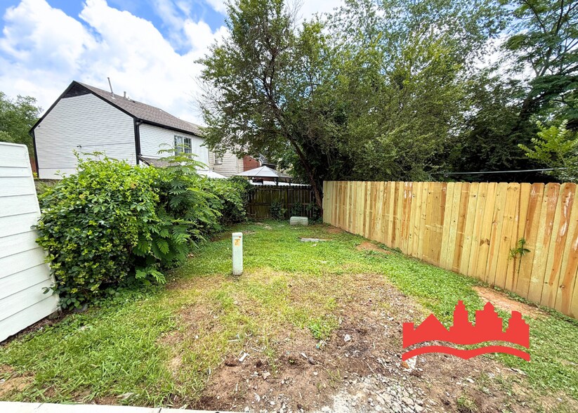 Building Photo - Charming and Updated 2-Bedroom Home for Rent!