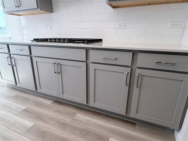 Building Photo - 36 Perseus Ave