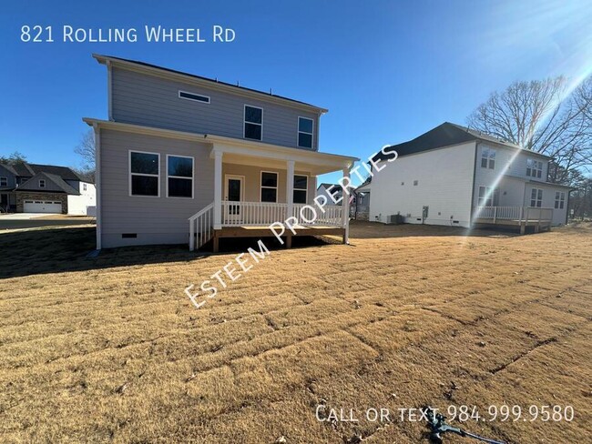 Building Photo - 821 Rolling Wheel Rd