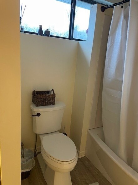 Shower - 428 Thoreau Rd