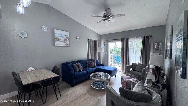 Building Photo - 1841 Island Club Dr