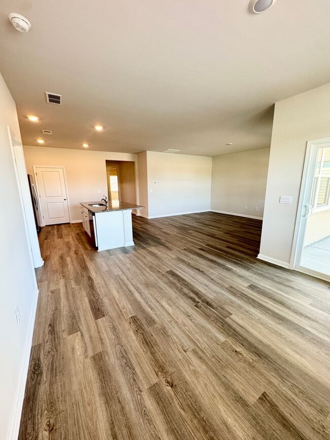 Building Photo - Brand New! Central Conway Location in Kingston Bay! Beautiful Pond View!