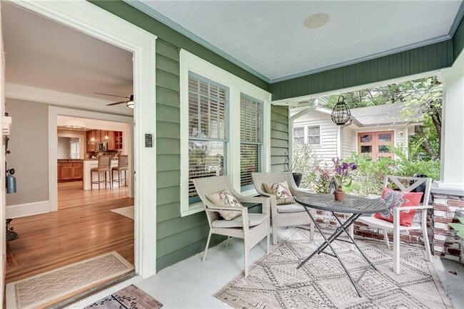 Building Photo - 953 Gilbert St SE