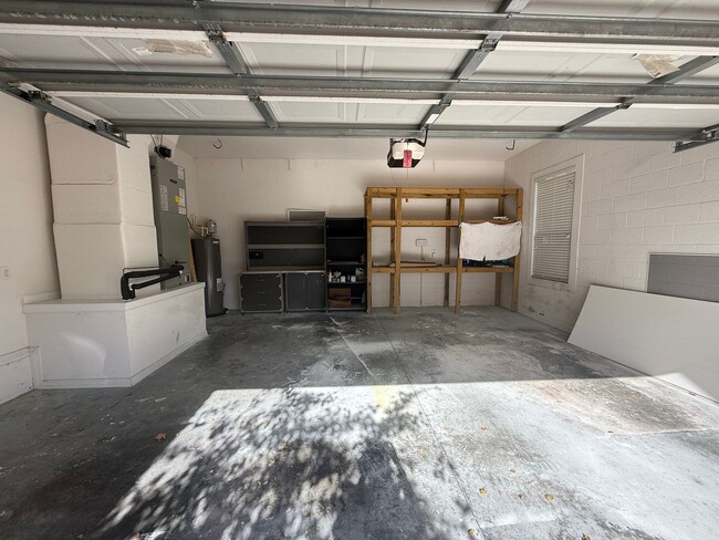 Building Photo - Exquisite 4-Bedroom, 3- Bathroom Home