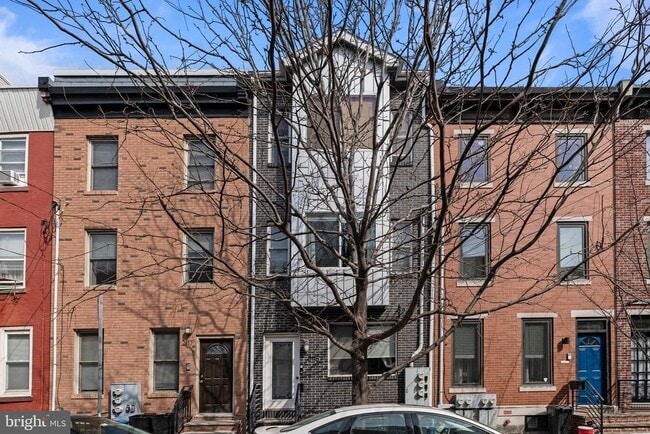 Building Photo - 2115 Carpenter St