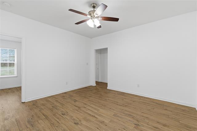 Building Photo - 227 W Murray St