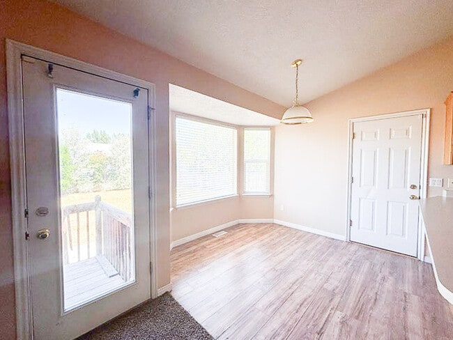 Building Photo - Spacious 5-Bedroom Home in Stansbury Park ...