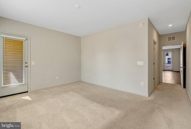 Building Photo - 2508 Neabsco Common Pl