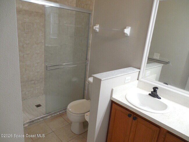 Building Photo - 5272 Outlook Dr