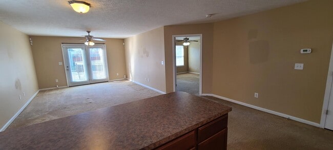 Building Photo - 2504 Emma Katherine Ln