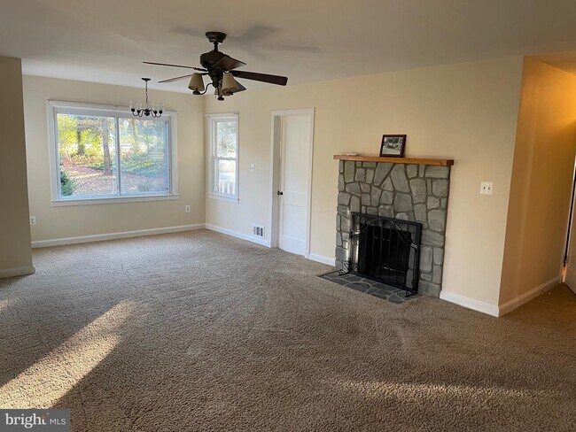 Building Photo - 4021 Locust St