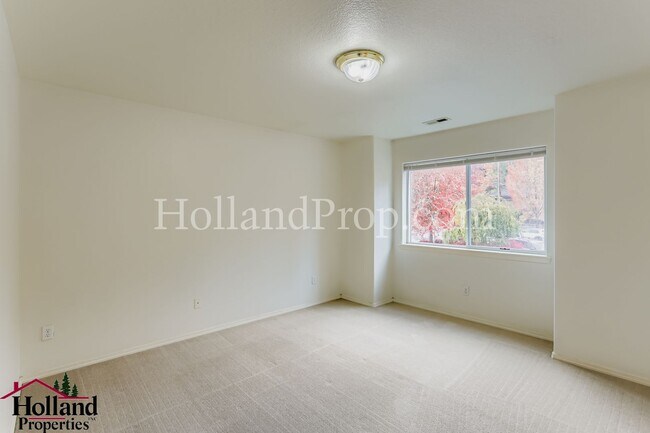 Building Photo - 3060-3062 Lazy River Dr