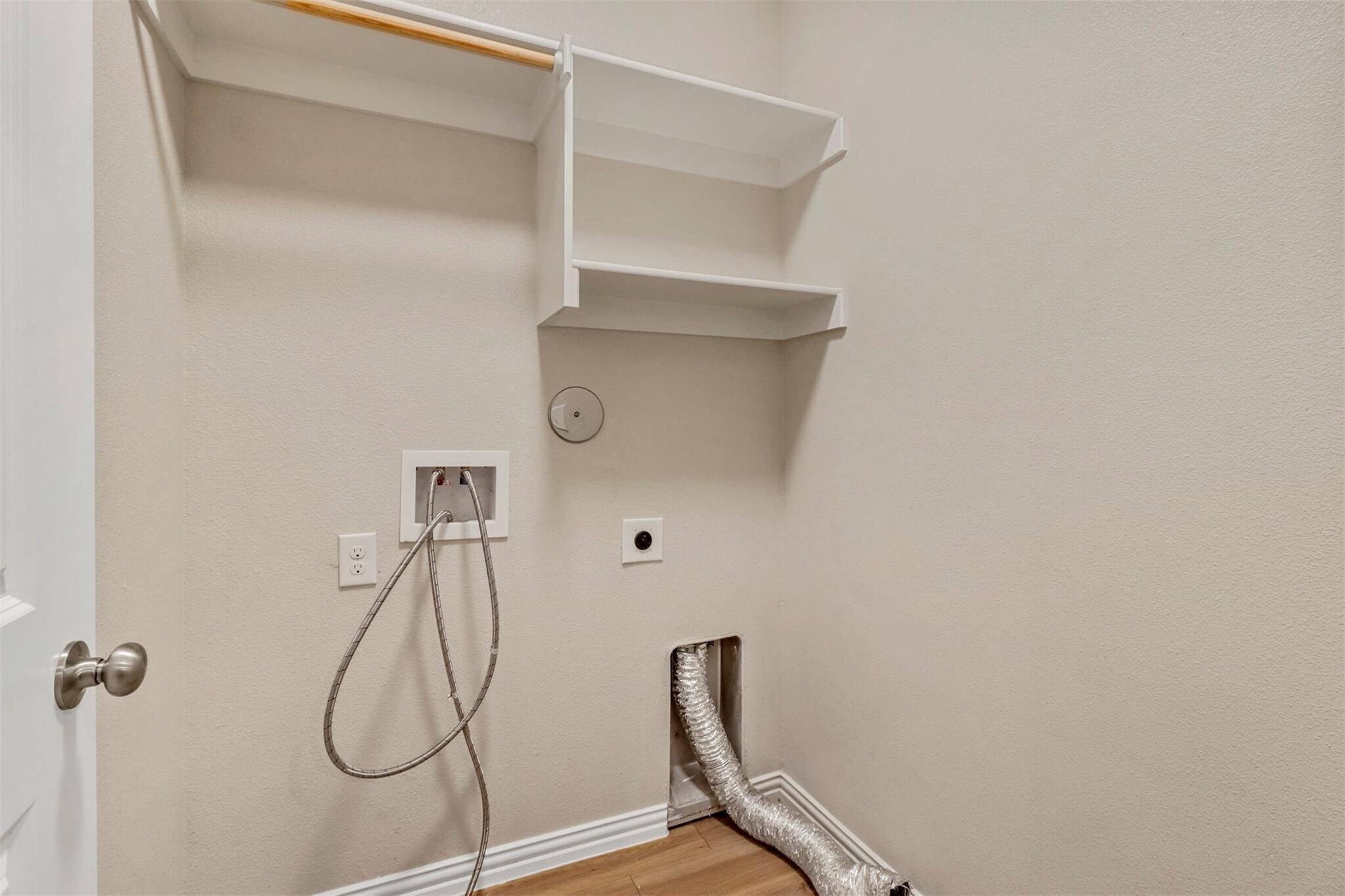 Building Photo - 731 W Morton St