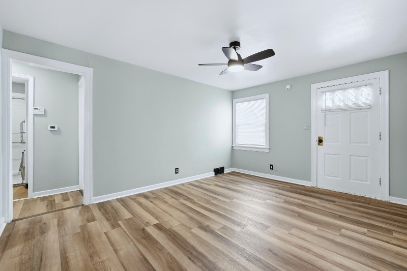 Building Photo - 3405 Lillie St