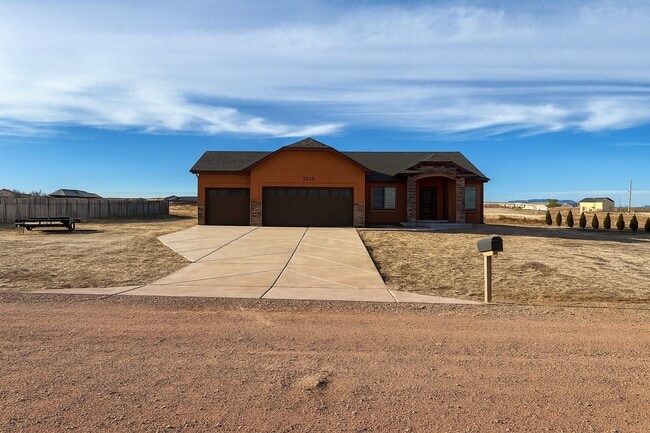 Primary Photo - 1343 N Dailey Dr