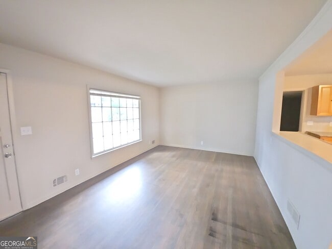 Building Photo - 1632 Jolly Green Ct