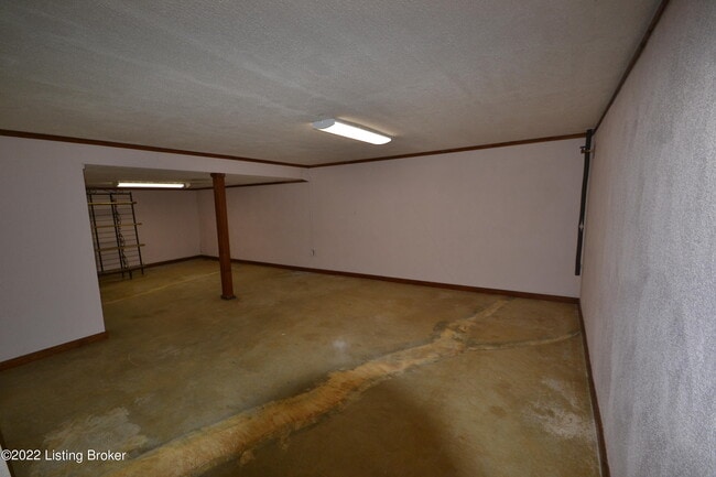 Building Photo - 2505 Allen Ln
