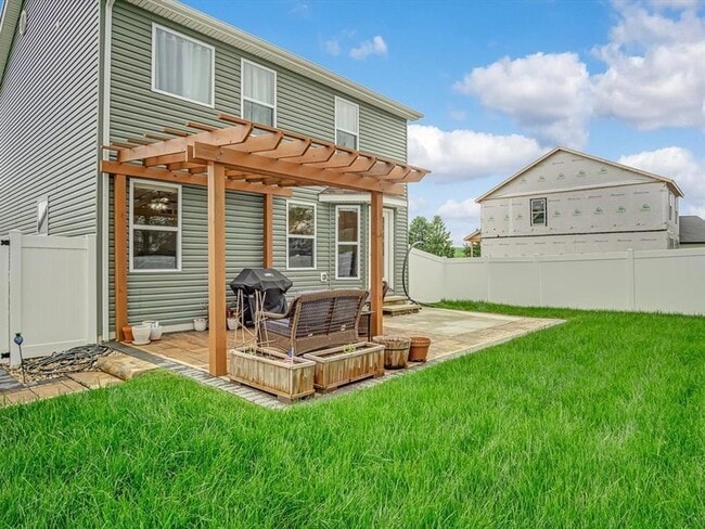 Building Photo - 1398 Orchard Lakes Cir