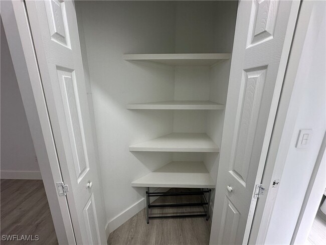Building Photo - 14936 Summit Pl Cir