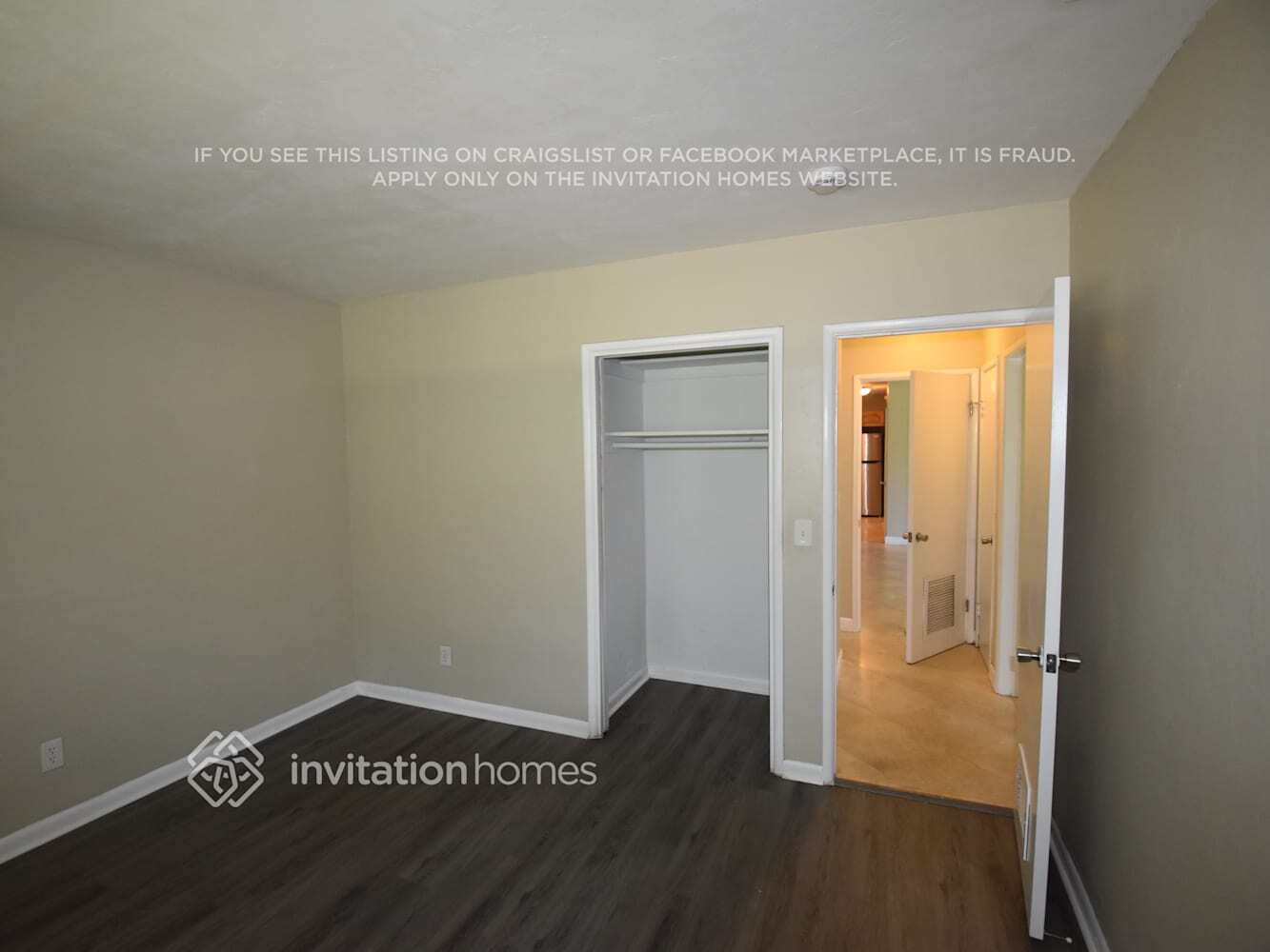 Building Photo - 2720 SW 15th Ct