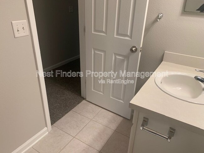 Building Photo - 7091 Stonelion Cir