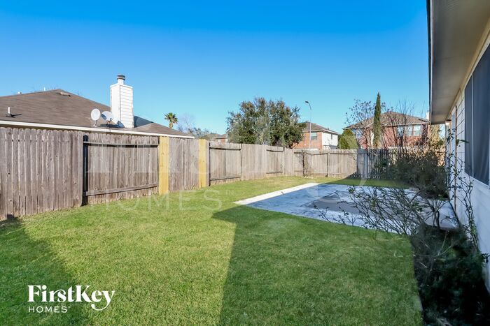 Building Photo - 17202 Lilac Vale Ct