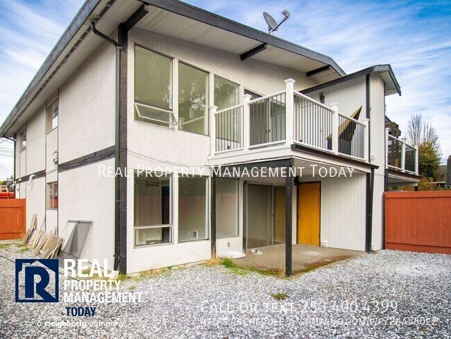 Building Photo - 1111 SW 148th St