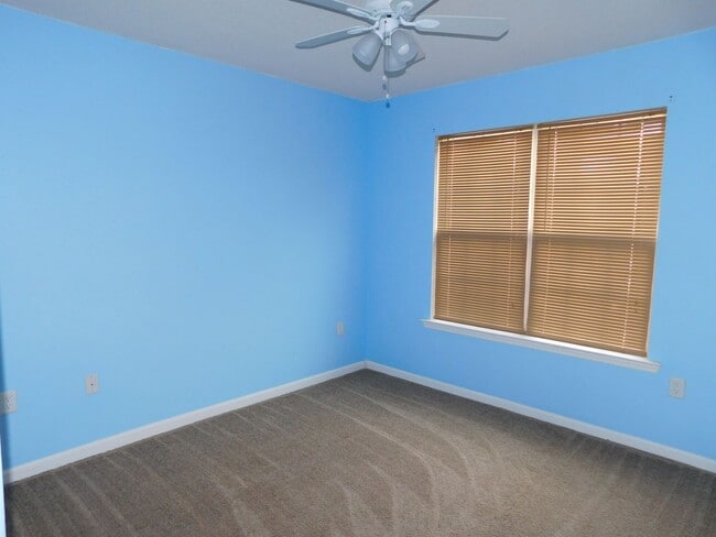 Building Photo - 3 Bedroom Home in the Branch Point Subdivision