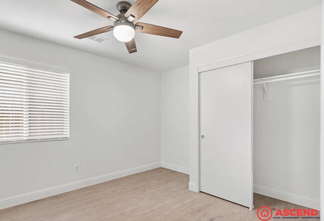 Building Photo - Spacious 4BD/2BA Home in Bakersfield (93312) – Garage, Fireplace & Pet-Friendly!