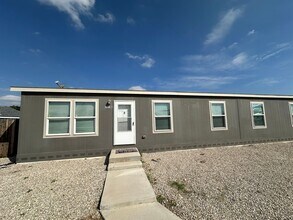 Building Photo - 1210 W Mermod St